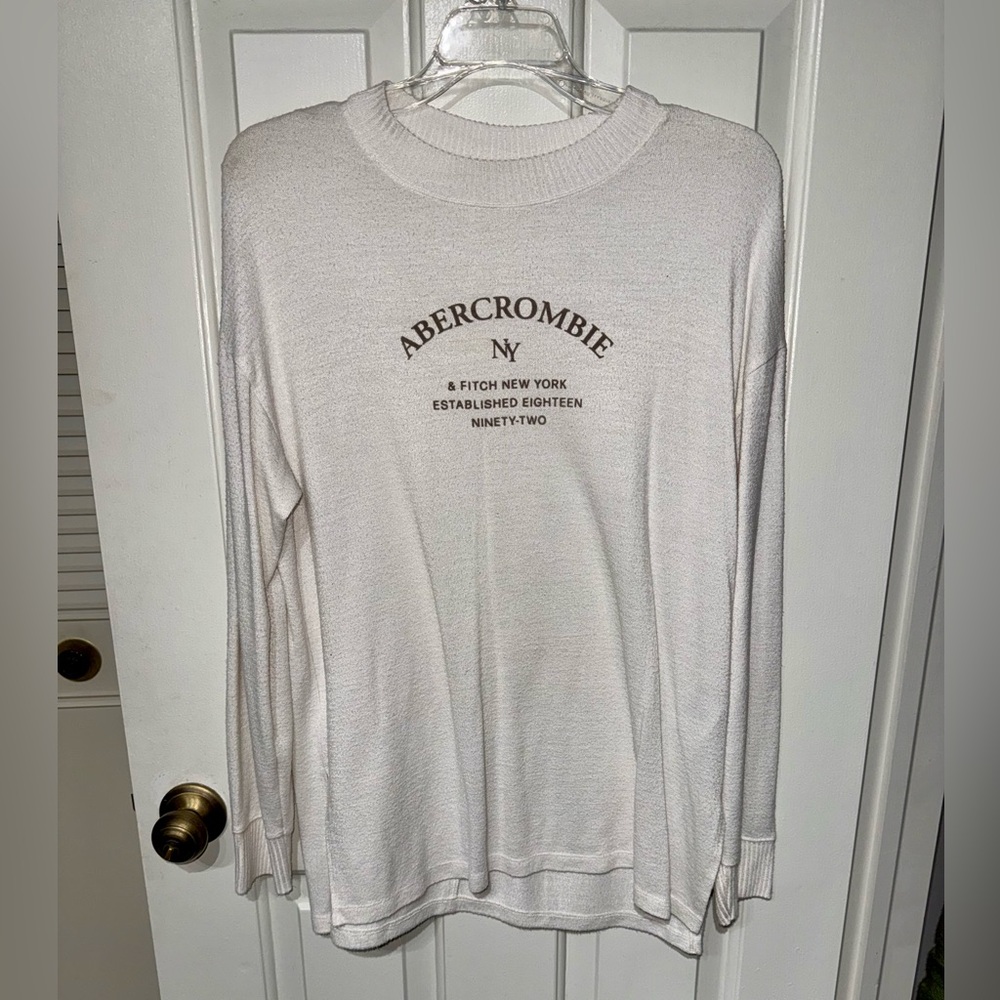 Abercrombie & Fitch Logo T-shirt Sweater